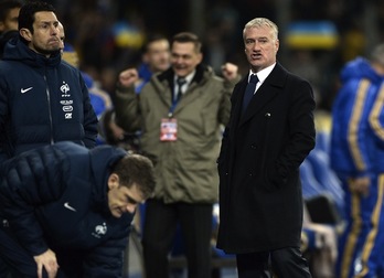 Cara de circunstancias de Deschamps tras el pitido final. (Frank FIFE / AFP PHOTO)