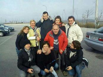 Aparicio telefonoarekin eskuan kartzelatik irten berri. (vía twitter Getxotik_aske)