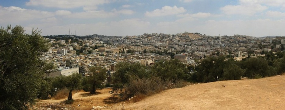 Hebron hiriari “ghost town” ezizena jarri diote, zenbait kaleren irudia dela eta.