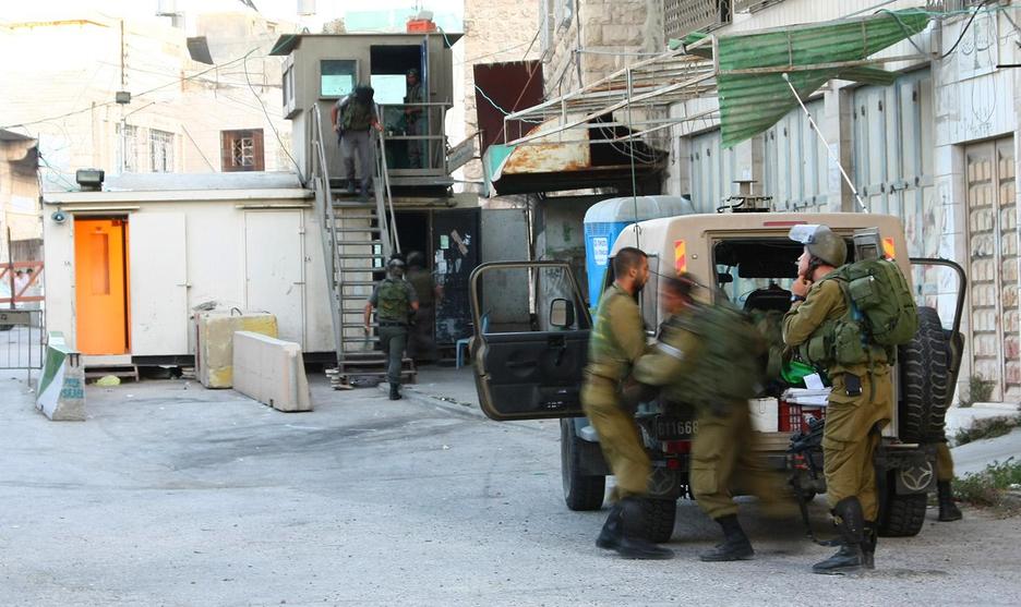 Checkpointetan piztutako istiluei erantzuteko ohikoa baino soldadu gehiago deitzen dituzte.