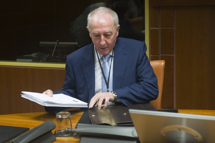 Joseba Arregi durante una comparecencia en el Parlamento de Gasteiz en 2011. (Juanan RUIZ / ARGAZKI PRESS)