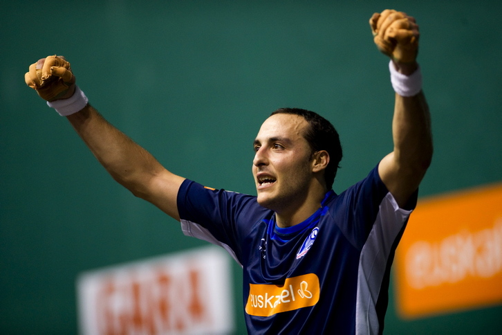 Irujo celebra la victoria. (Juan Carlos RUIZ / ARGAZKI PRESS)