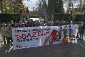 Concentración de EA frente a la Delegación del Gobierno español en Gasteiz. (Juanan RUIZ/ARGAZKI PRESS)