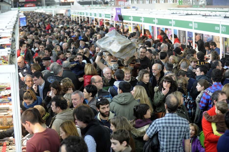 Jende uholdea izan da gaur Landakon. (Marisol RAMIREZ/ARGAZKI PRESS)