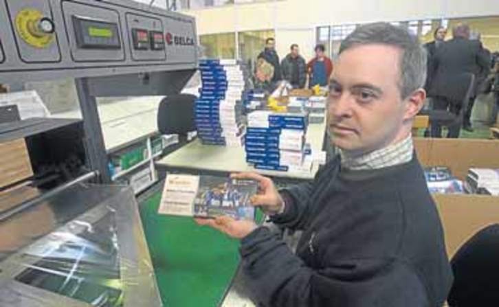 Preparando las cajas relacionadas con la Real.