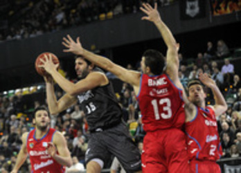 Partido de liga entre Bilbao Basket y estudiantes con victoria para los hombres de negro. (Marisol RAMIREZ/ARGAZKI PRESS)