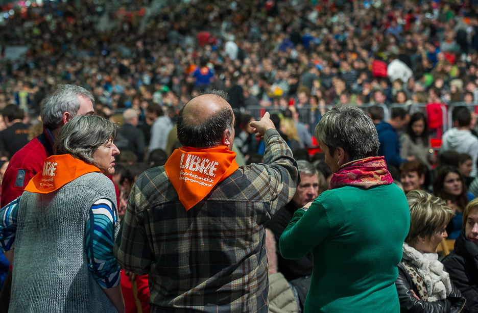 Libre ekimenaren aldeko zapiak. (Luis JAUREGIALTZO / ARGAZKI PRESS)