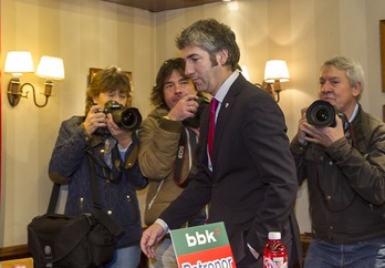Josu Urrutia llega a la comparecencia. (Monika DEL VALLE/ARGAZKI PRESS)