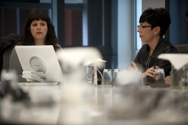 Larraitz Ugarte y Katty Nevado, durante una comparecencia en Juntas. 