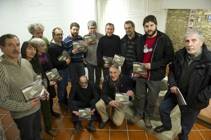 Presentación de ‘Hala Bazan’ en Gasteiz. (Raúl BOGAJO/ARGAZKI PRESS)