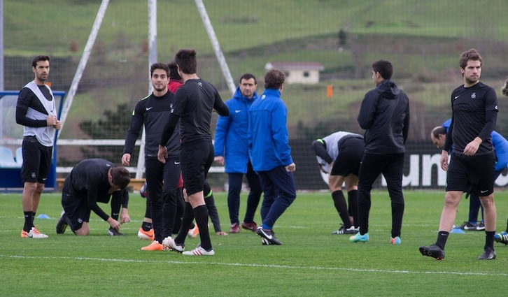 Entrenamiento de la Real esta mañana en Zubieta. (Andoni CANELLADA/ARGAZKI PRESS)