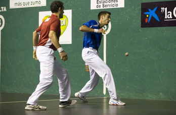Último partido de la segunda jornada del Parejas disputado en Eibar. (Raul BOGAJO/ARGAZKI PRESS)