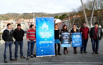 Comparecencia de representantes de Tantaz Tanta, artistas y voluntarios. (Marisol RAMÍREZ/ARGAZKI PRESS)