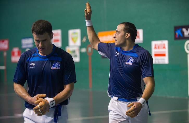 Irujo eta Barriola, partidaren bukaeran. (Andoni CANELLADA/ARGAZKI PRESS)