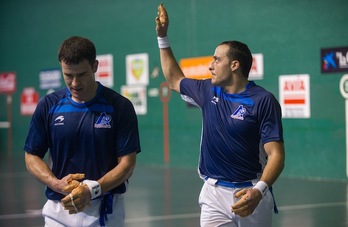 Irujo eta Barriola, partidaren bukaeran. (Andoni CANELLADA/ARGAZKI PRESS)