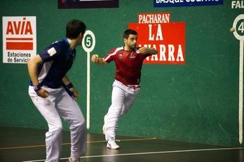 Ezkurdia eta Berasaluze, partidaren une batean. (Raul BOGAJO/ARGAZKI PRESS)