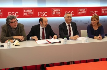 Los líderes del PSC y el PSOE durante la reunión de hoy. (PSC)