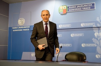 Josu Erkoreka, en la comparecencia que ofreció ayer. (Raúl BOGAJO/ARGAZKI PRESS)