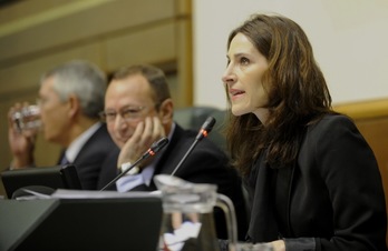 Bakartxo Tejeria, durante un pleno en la Cámara de Gasteiz. (Juanan RUIZ / ARGAZKI PRESS)