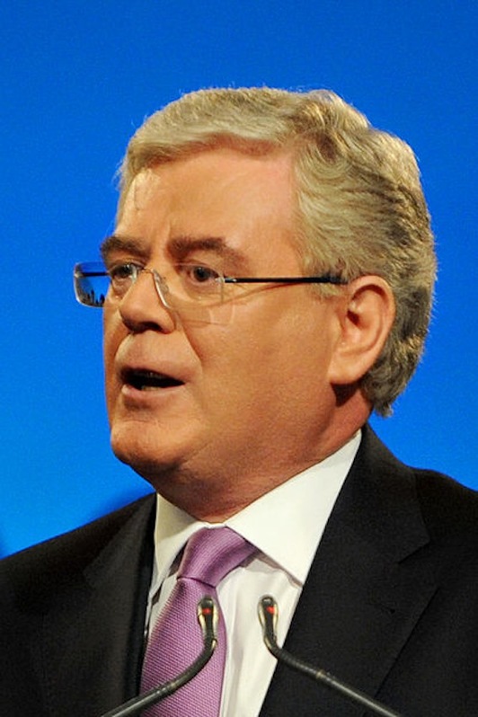 El viceministro y titular de Exteriores irlandés, Eamon Gilmore. (WIKIPEDIA)