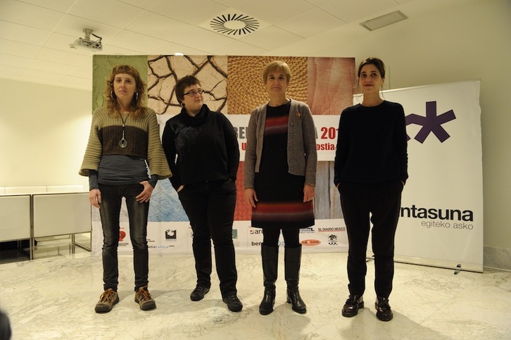 Bertso Egunaren aurkezpena, gaur Donostian. (Jon URBE/ARGAZKI PRESS)