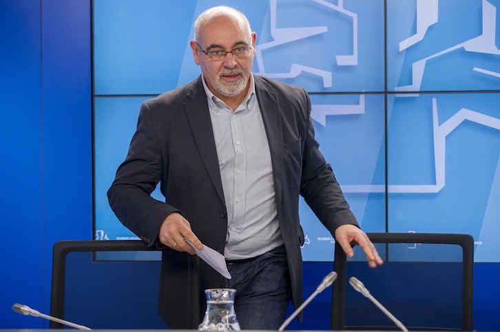 El portavoz parlamentario del PSE, José Antonio Pastor, en una imagen de archivo. (Raul BOGAJO/ARGAZKI PRESS)