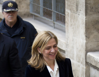 La infanta Cristina entrando a los juzgados. (Jaime REYNA / AFP)