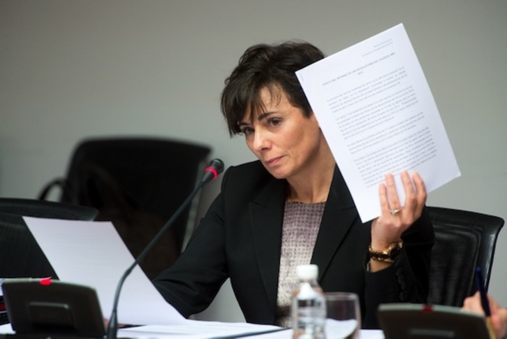 Idoia Nieves, durante su comparecencia en el Parlamento de Nafarroa. (Iñigo URIZ/ARGAZKI PRESS)
