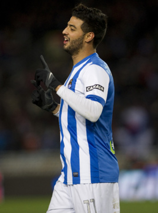 Carlos Vela mexikarrak amorrua agertu zuen joaneko partidako penaltiagatik. (Juan Carlos RUIZ/ARGAZKI PRESS)