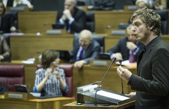 Maiorga Ramírez, en el pleno de hoy. (Yolanda Barcina y Lourdes Goicoechea, en el pleno de hoy. (Jagoba MANTEROLA/ARGAZKI PRESS) Yolanda Barcina y Lourdes Goicoechea, en el pleno de hoy. (Jagoba MANTEROLA/ARGAZKI PRESS)