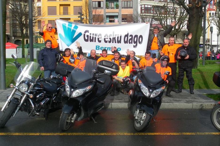 Sektore eta eremu guztietara hedaten ari da dinamika, hemen Bermeoko motorzaleak! https://www.facebook.com/gureeskudago.bermio Sektore eta eremu guztietara hedaten ari da dinamika, hemen Bermeoko motorzaleak! https://www.facebook.com/gureeskudago.bermio