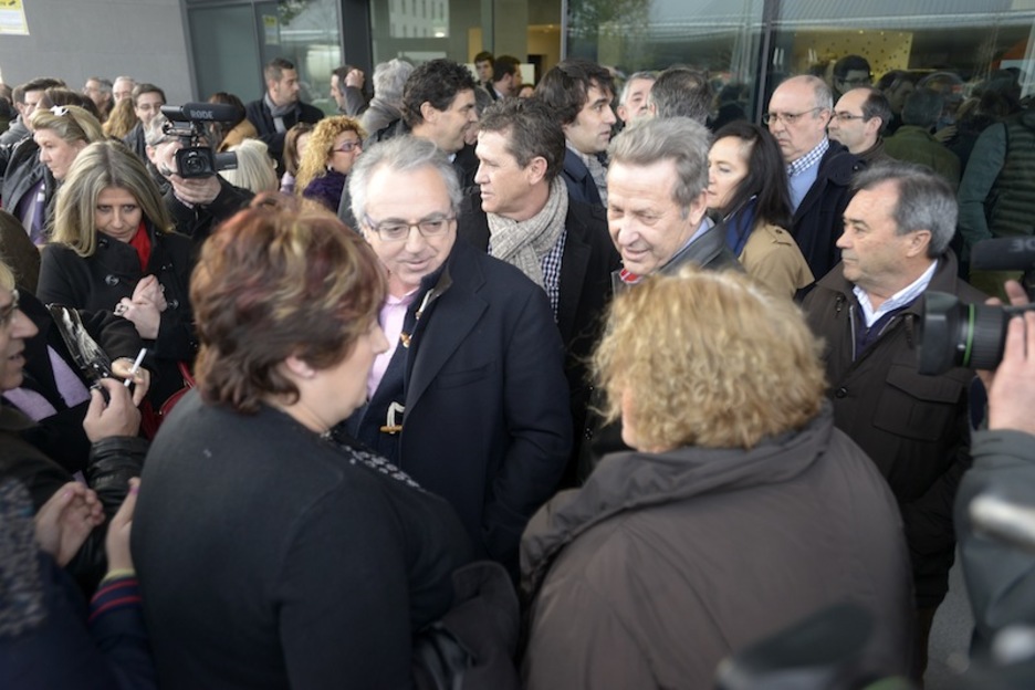 Miguel Sanz ere batzarrean izan da. Miguel Sanz ere batzarrean izan da.