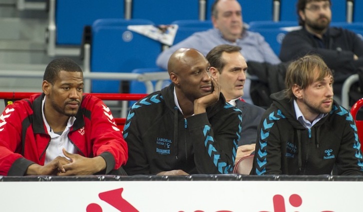 Lamar Odom ha presenciado en directo el partido de su nuevo equipo. (Juanan RUIZ / ARGAZKI PRESS)