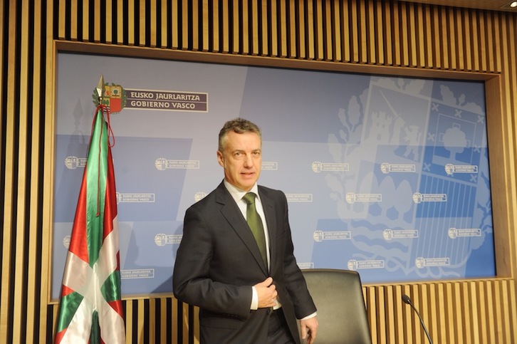 Urkullu, durante la rueda de prensa para valorar el anuncio de la CIV. (Luis JAUREGIALTZO/ARGAZKI PRESS)