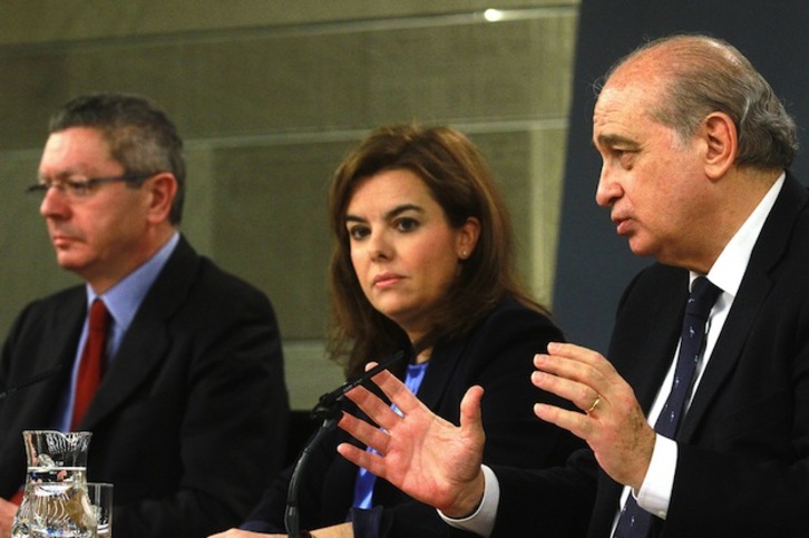 Jorge Fernánez Díaz, durante su comparecencia posterior al Consejo de Ministros. (www.lamoncloa.gob.es)