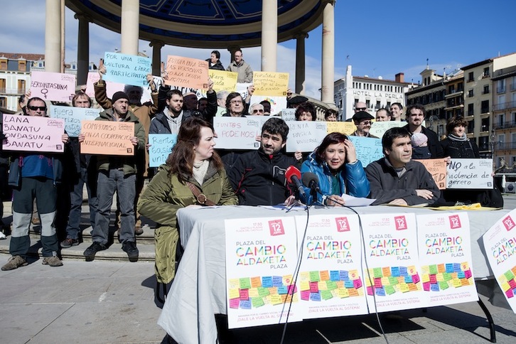 ‘Aldaketa Plaza’ ekimena aurkeztu dute gaur Iruñean. (Iñigo URIZ/ARGAZKI PRESS)