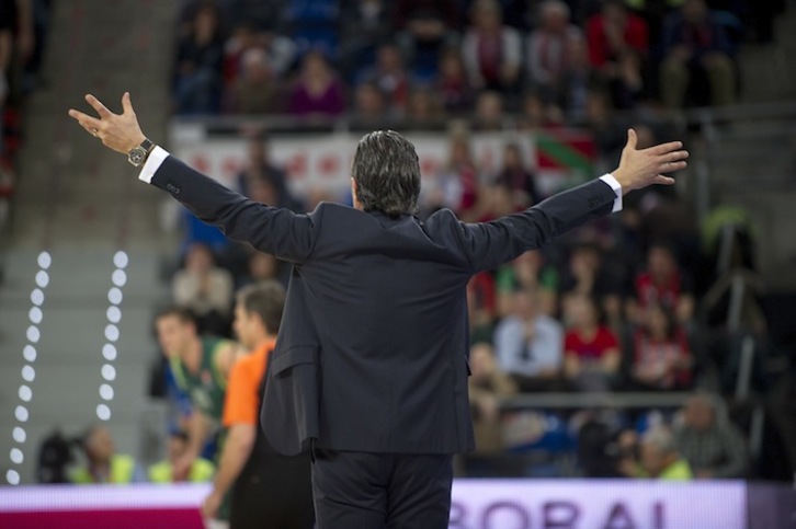 Scariolo ha sido pitado por una parte de la afición baskonista. (Juanan RUIZ / ARGAZKI PRESS)