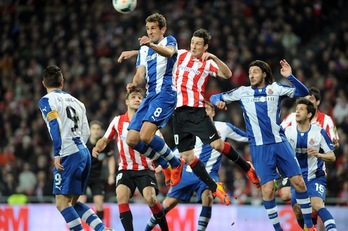 Aduriz, baja en el último partido por sanción, es la única novedad en la lista de convocados. (Marisol RAMIREZ/ARGAZKI PRESS)