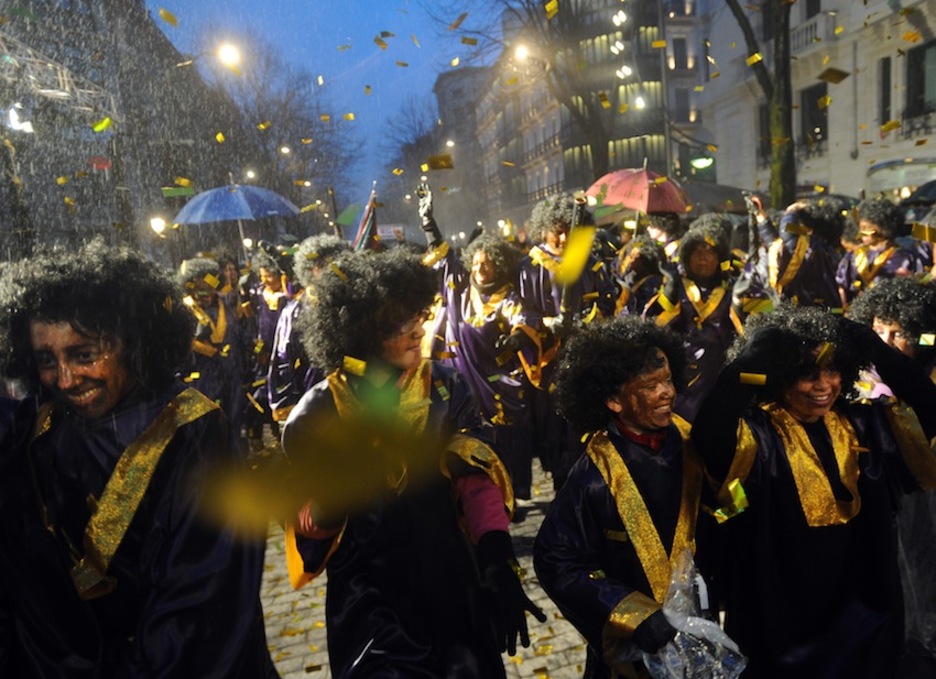 La lluvia ha sido el principal rival de este sábado. (Marisol RAMIREZ/ARGAZKI PRESS)