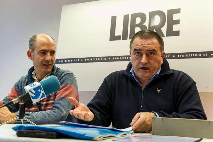 Los procesados Sabin del Bado y Karmelo Landa durante la comparecencia de hoy. (ARGAZKI PRESS)