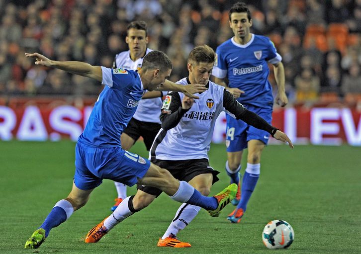 Athleticek lan asko egin behar izan du defentsan. (José JORDAN / AFP)