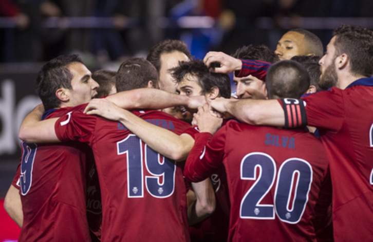 Osasuna intenta alcanzar cuanto antes los puntos necesarios para la permanencia. (Jagoba MANTEROLA/ARGAZKI PRESS)