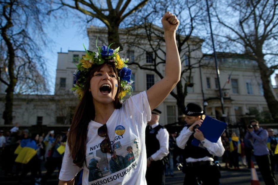 Londonen galdeketaren aurkako protesta. (Andrew COWIE / AFP) Londonen galdeketaren aurkako protesta. (Andrew COWIE / AFP)