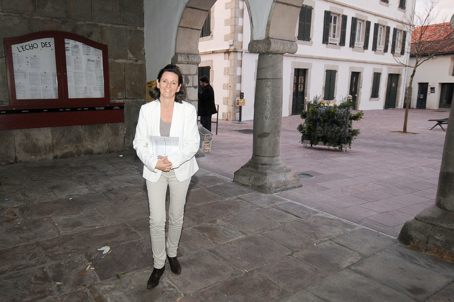 Odile de Coral nagusitu da Urruñan. (Julen PASCUAL)