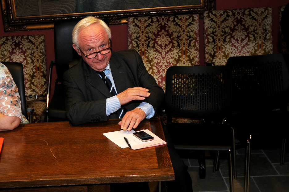 Henri Duhaldebordek abertzaleekin akordiora iritsi arren ez du alkatetza lortu Ziburun. (Julen PASCUAL)