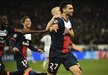 El gol de Pastore acerca al PSG a sus primeras semifinales en la Champions. (Martin BUREAU / AFP PHOTO)