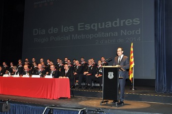 El conseller de Interior, Ramon Espadaler, en un acto de los Mossos d'Esquadra celebrado ayer. (GENERALITAT)
