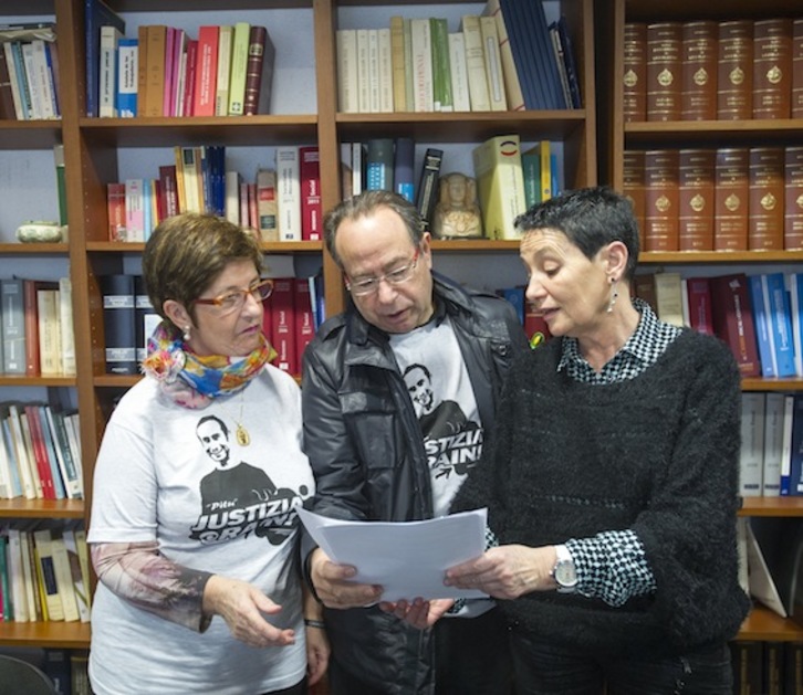Fina Liceranzu, Manuel Cabacas y Jone Goirizelaia. (Marisol RAMIREZ/ARGAZKI PRESS)