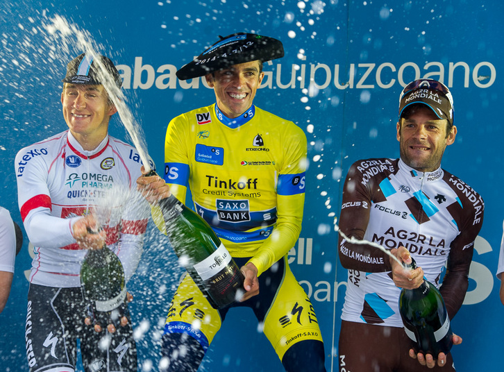 Contador Itzuliaren garaipena ospatzen. (Marisol RAMIREZ / ARGAZKI PRESS)