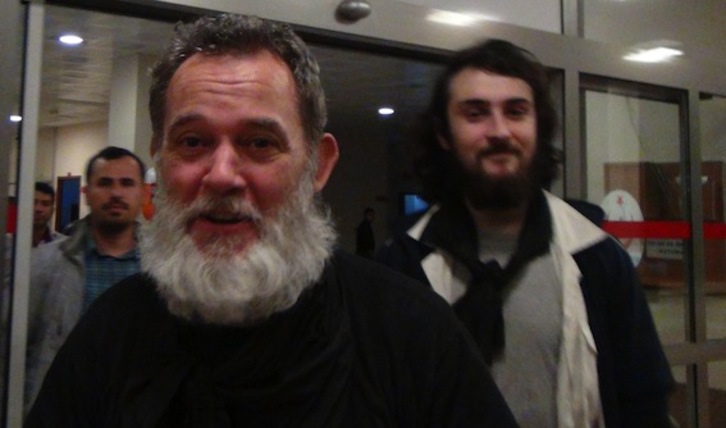 Didier François y Edouard Elias, tras su liberación. (AFP PHOTO)